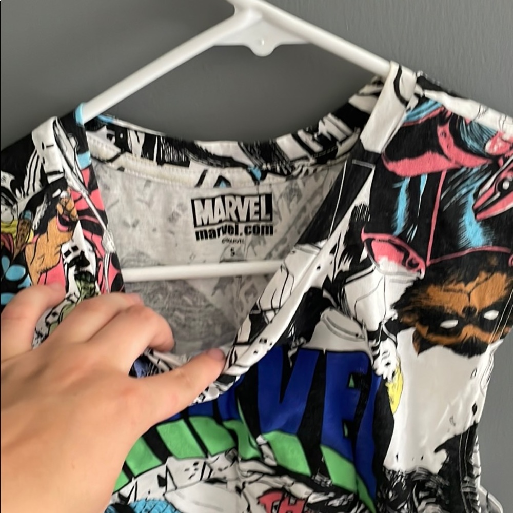 Marvel tank - Picture 2 of 3